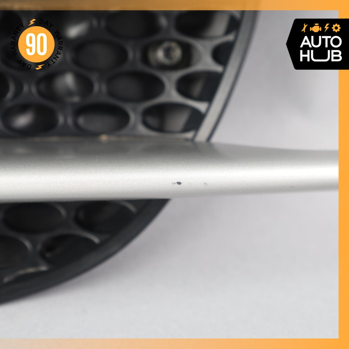 03-08 Mercedes R230 SL500 SL55 AMG SL550 Fender Grill Grille Vent Right Side OEM - photo 7