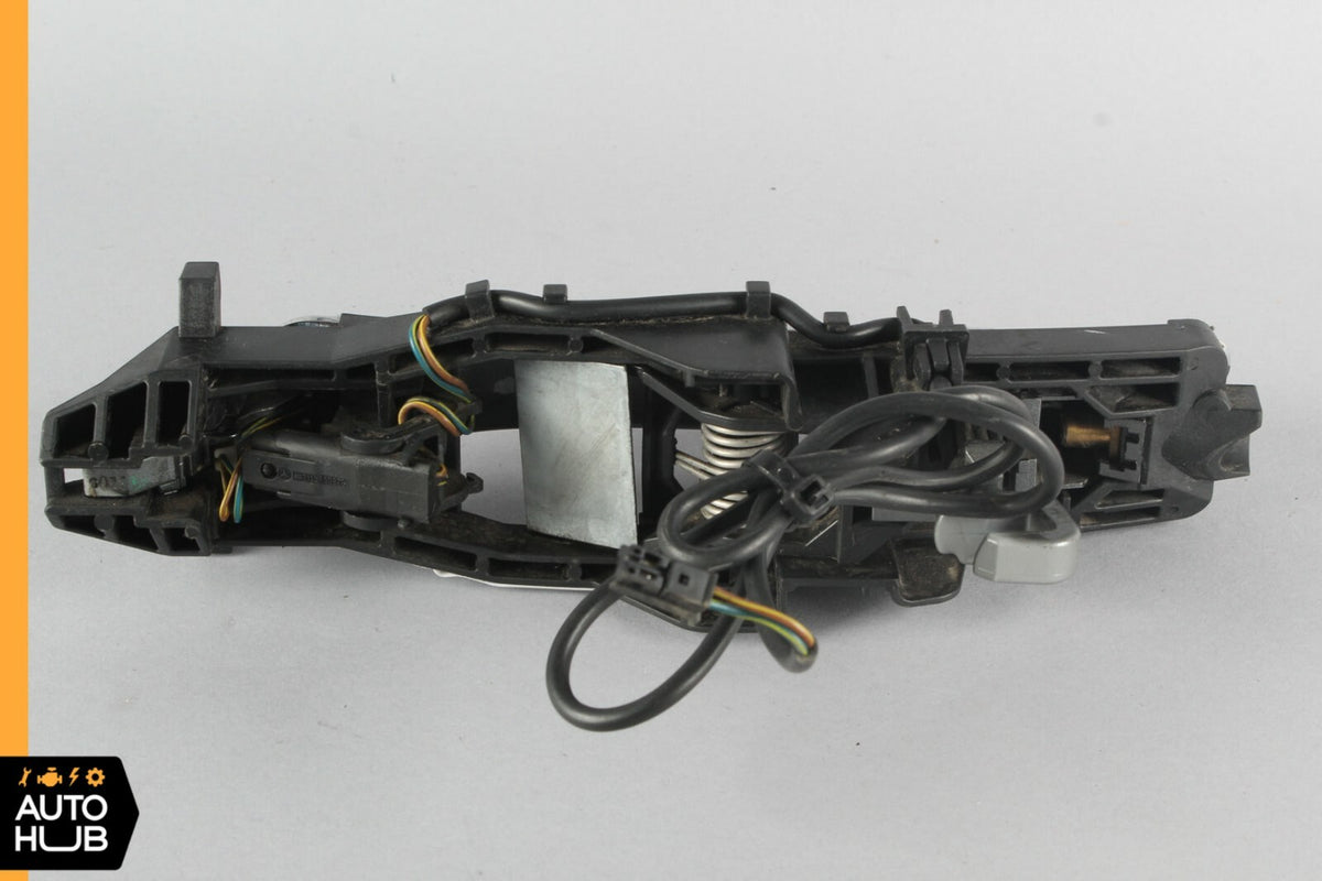 06-11 Mercedes W219 CLS550 CLS55 Rear Right Exterior Door Handle Keyless Go OEM - photo 5