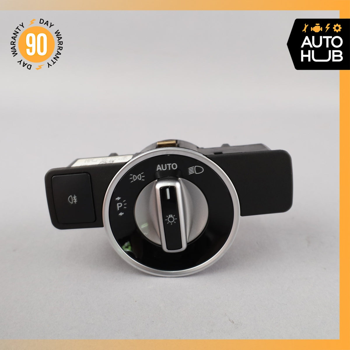 08-20 Mercedes W117 CLA45 SLK250 Headlight Fog Light Switch Control Module OEM - photo 2