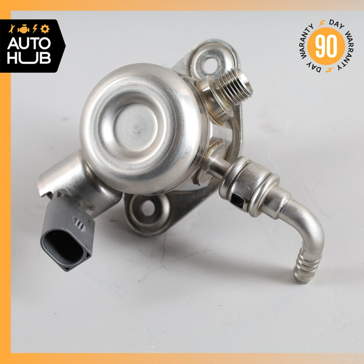 2015 Porsche Cayenne 958 S High Pressure Fuel Pump 94611031561 OEM - photo 3