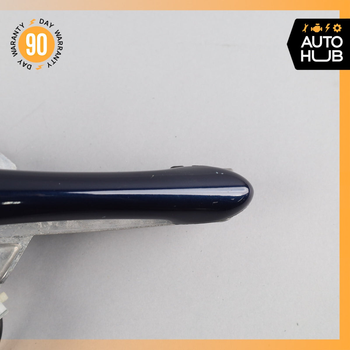 08-19 Maserati GranTurismo S M145 Front Right Side Exterior Door Handle OEM - photo 4