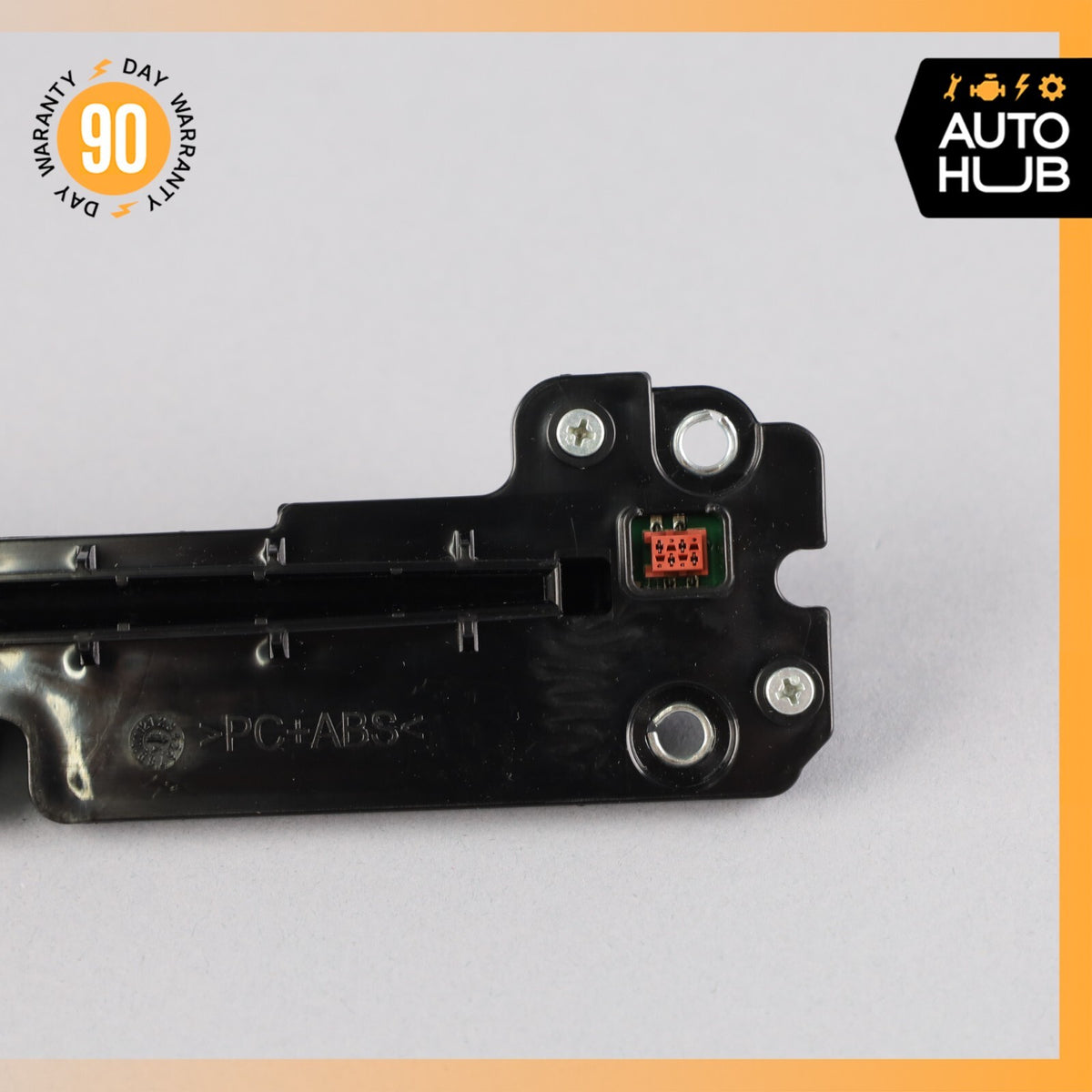 Maserati Quattroporte M156 S CD Changer Eject Control 670020772 OEM - photo 6