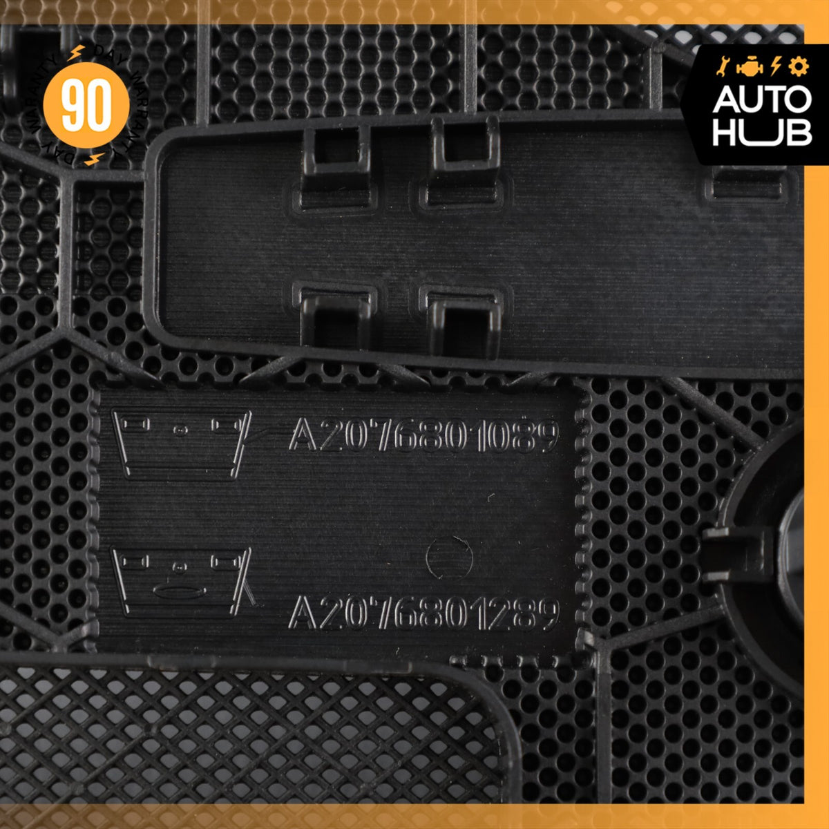 10-17 Mercedes W207 E550 E350 Dashboard Dash Grille Speaker Cover Black OEM - photo 9