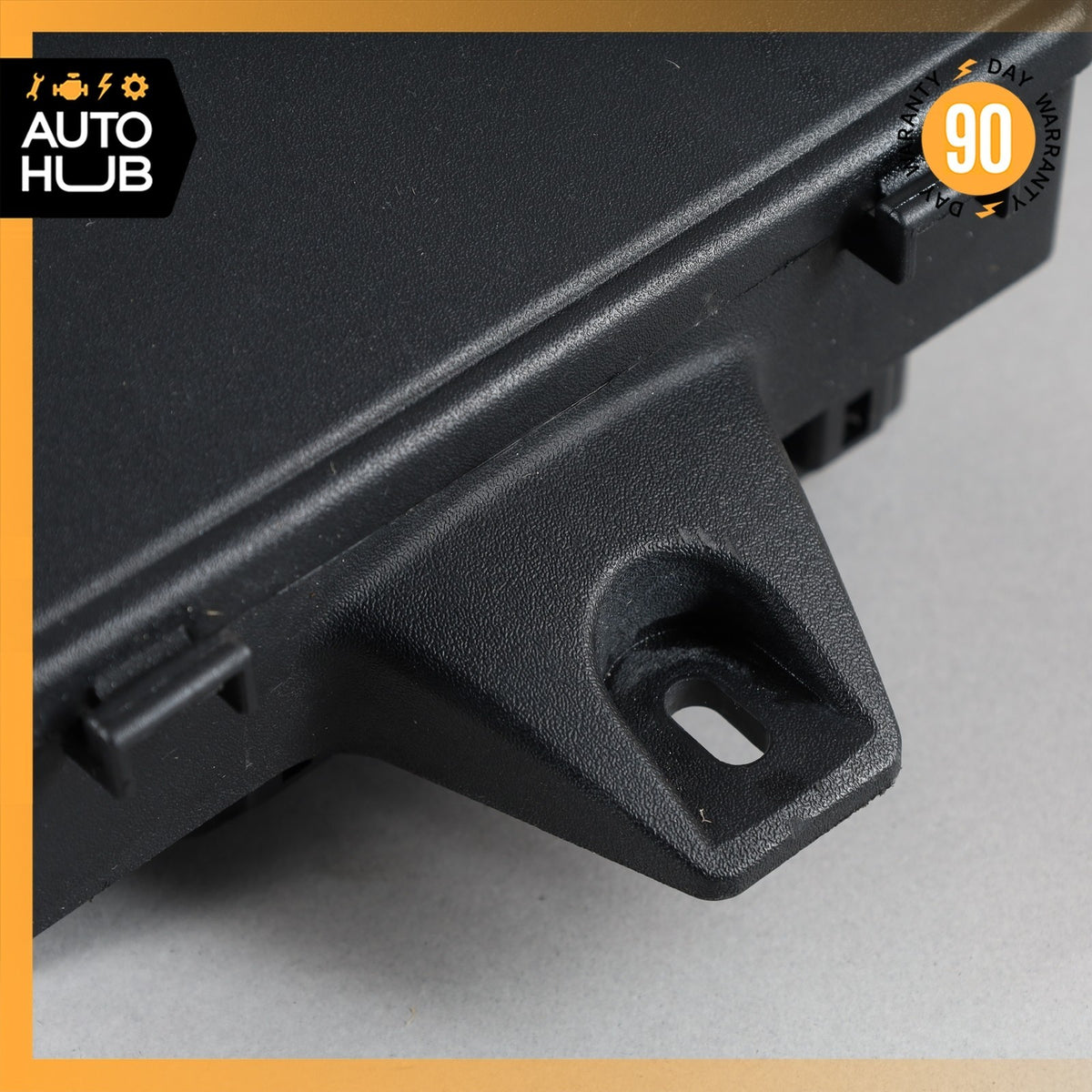 05-08 Aston Martin DB9 V8 Vantage Front Fuse Box Relay Junction OEM 34k - photo 5