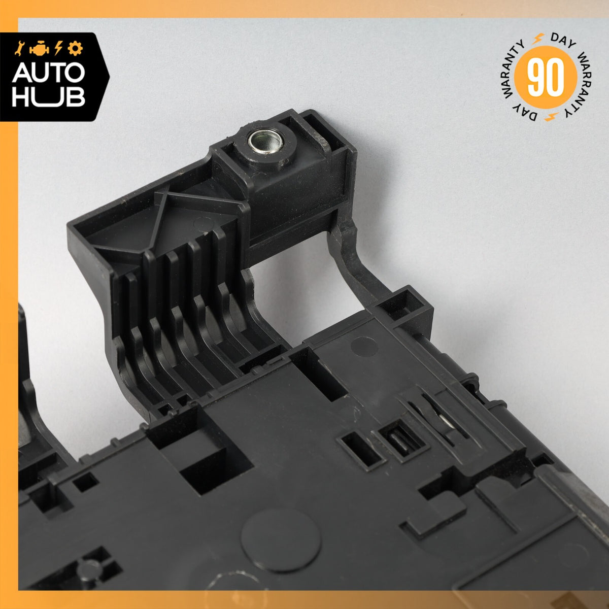 11-18 Porsche Cayenne Rear Trunk Fuse Relay Junction Box OEM - photo 16