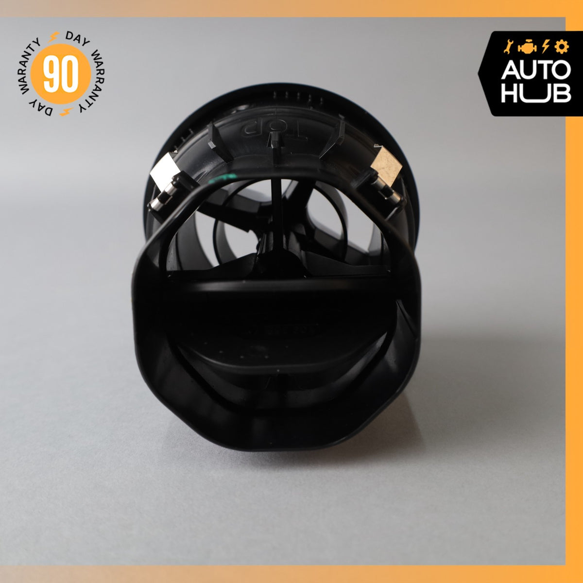 Mercedes W117 CLA45 AMG Front Center Dashboard A/C Air Vent OEM - photo 3