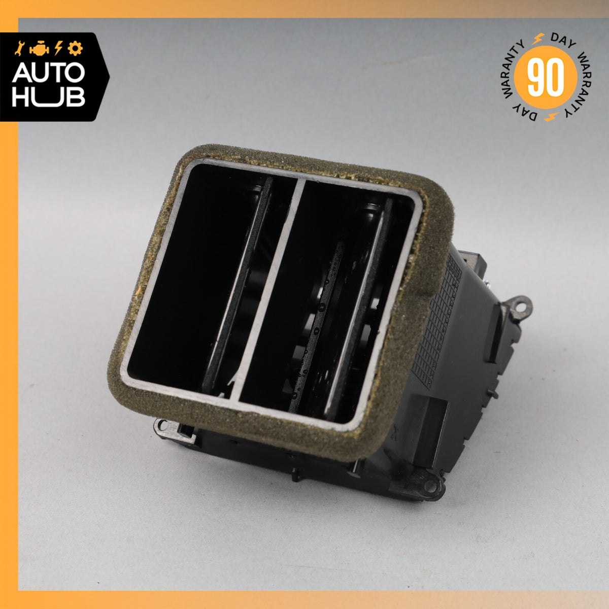 03-13 Maserati Quattroporte M139 Front Right or Left Console AC A/C Air Vent OEM - photo 6