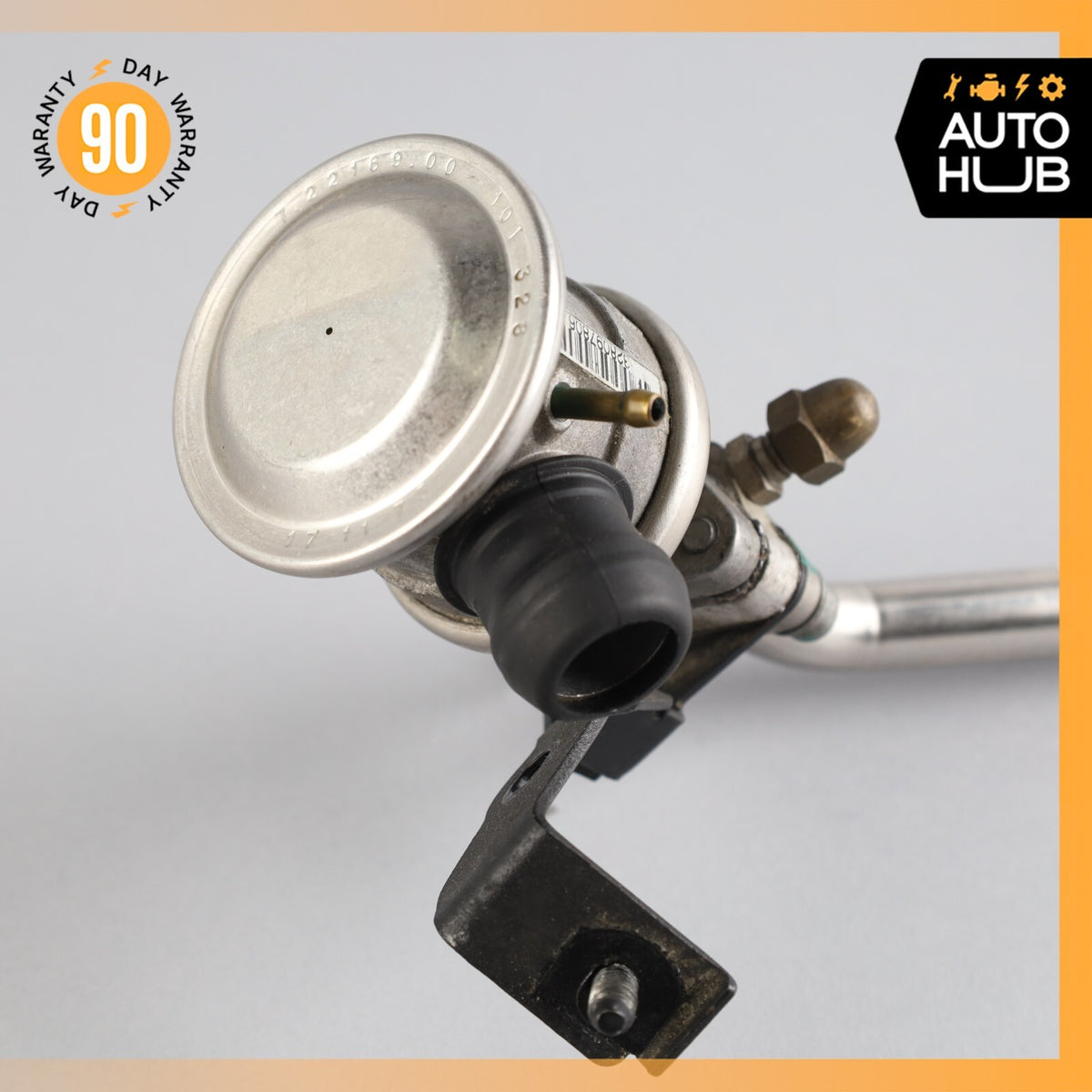 04-19 Maserati GranTurismo M145 Left Air Pump Check Valve EGR w/ Line OEM  56k - photo 2