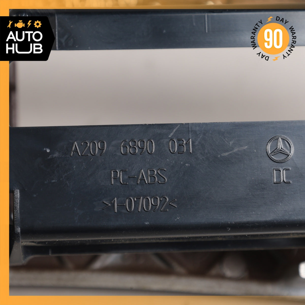05-09 Mercedes W209 CLK350 CLK500 Center Console Hazard Switch Trim Bezel OEM - photo 13