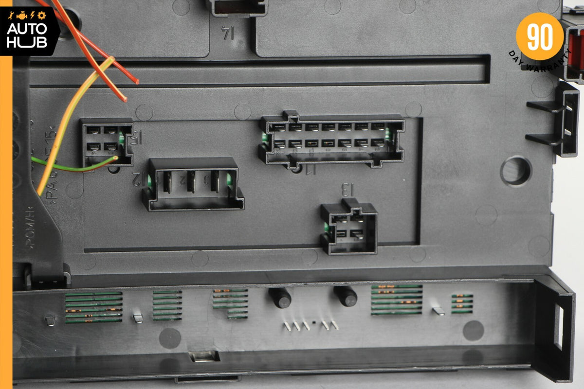 10-14 Mercedes W216 CL550 Rear Trunk Fuse Box Relay Control 2219067100 OEM 59k - photo 10