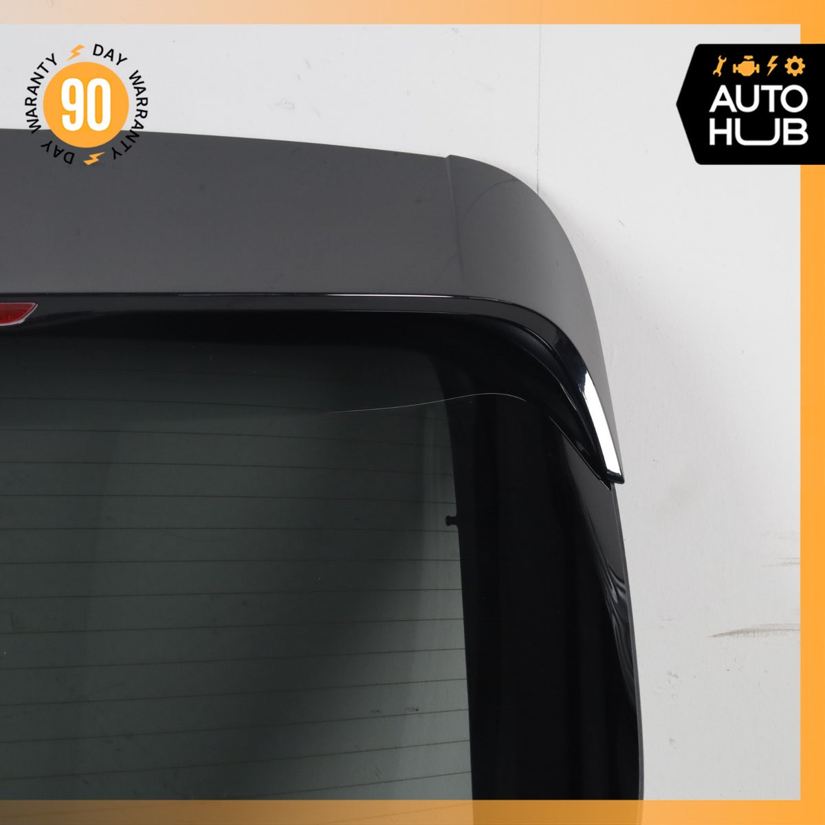 15-18 Porsche Macan 95B Trunk Lid Liftgate Tailgate Hatch Shell w/Spoiler OEM - photo 4