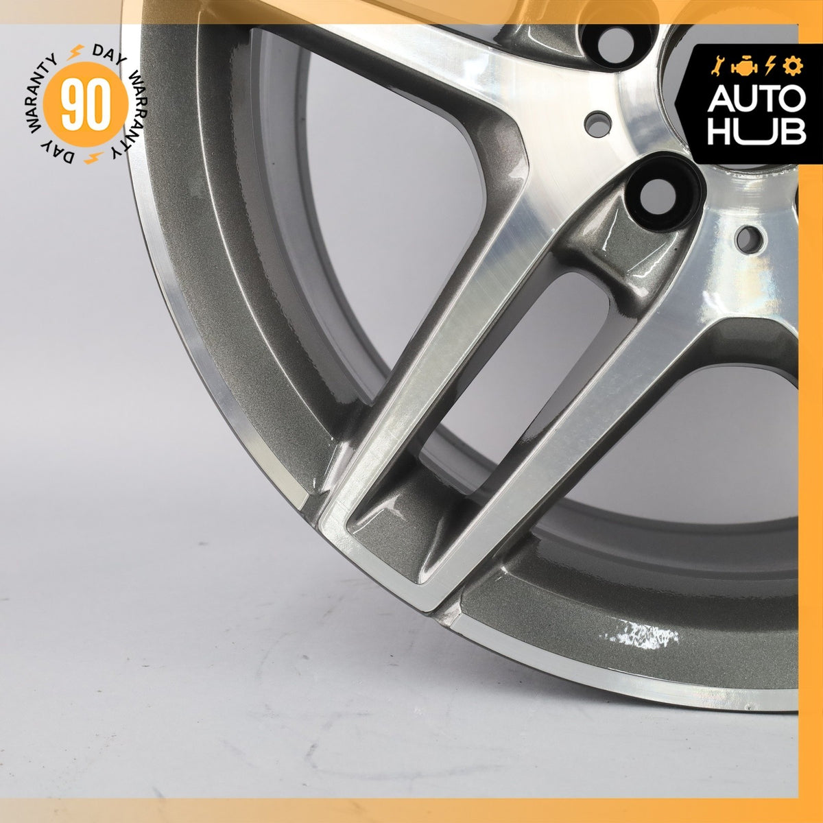Mercedes W207 E550 E400 E350 AMG 8.5 x 18 18'' Wheel Rim 2124010300 OEM - photo 5