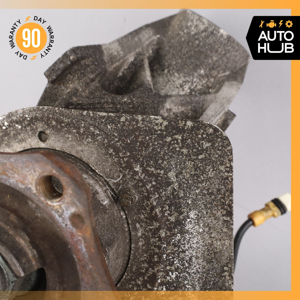 Porsche Boxster 986 Front Right Spindle Knuckle Hub 99634165811 OEM - photo 3