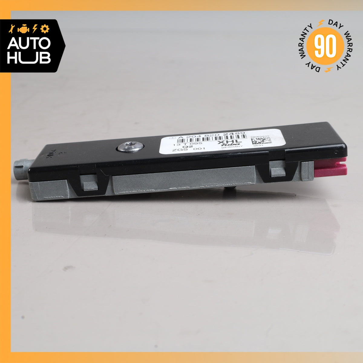 Mercedes X204 GLK350 Rear Antenna Amplifier Amp  2048202489 OEM - photo 3