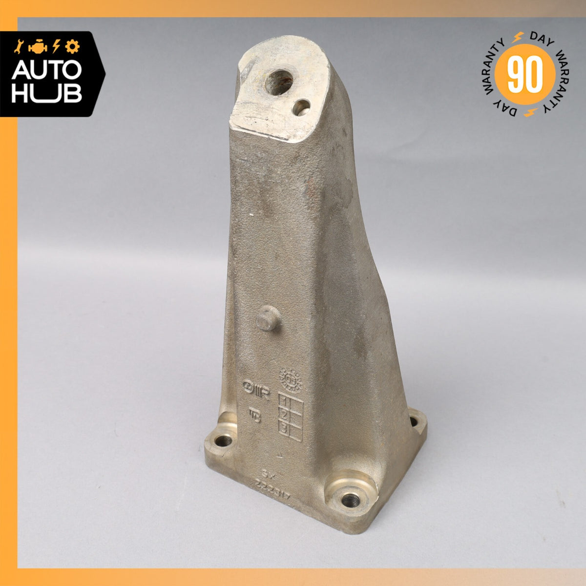 04-19 Maserati Quattroporte Engine Motor Bracket Mount Left Driver Side OEM - photo 1