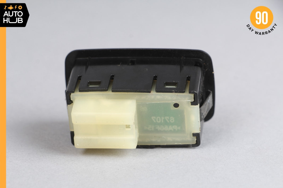 06-12 Mercedes X164 GL450 GL550 3rd Row Left Seat Folding Power Switch Button - photo 3