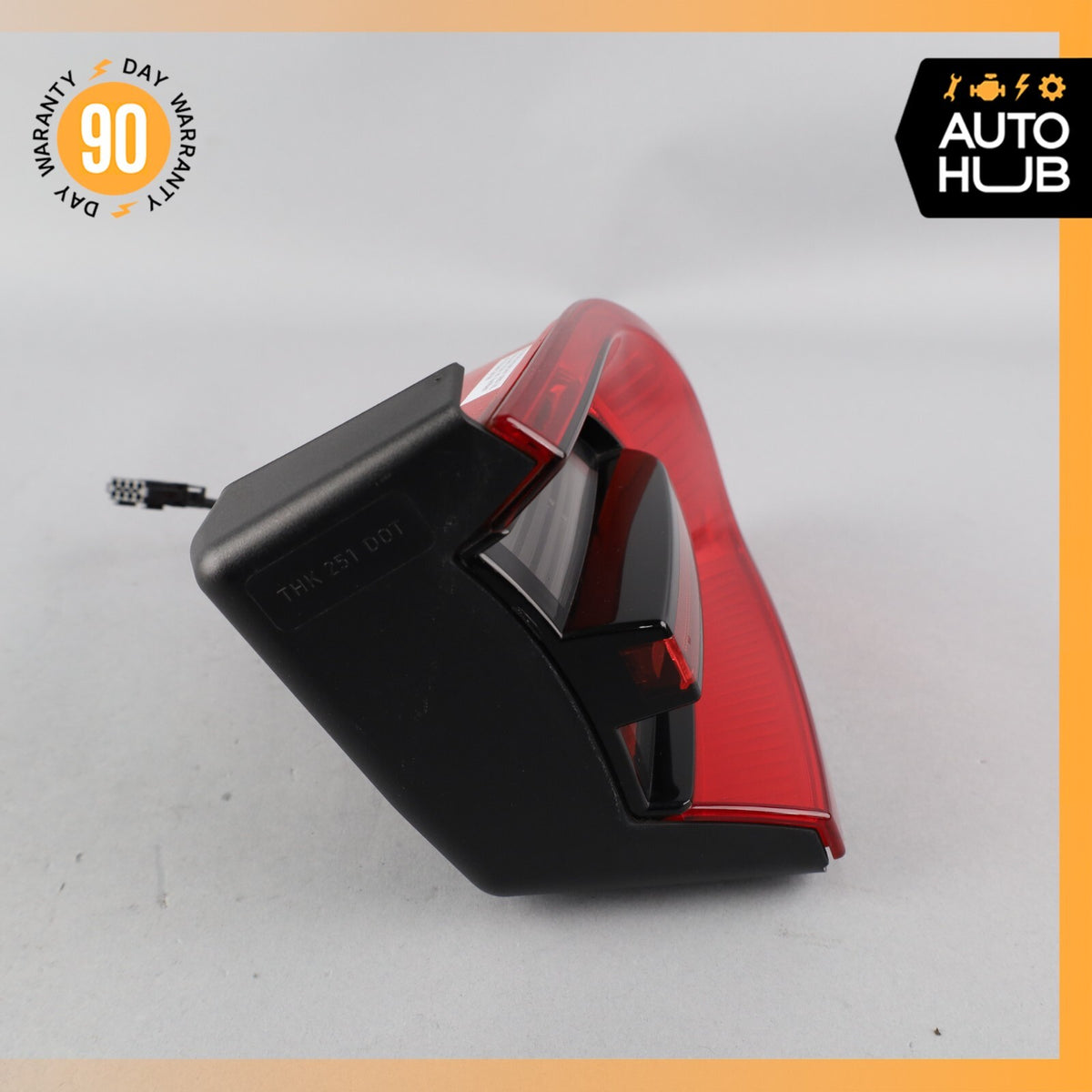 15-18 Porsche Macan Turbo 95B Rear Left Driver Side Inner Tail Light Lamp OEM - photo 13