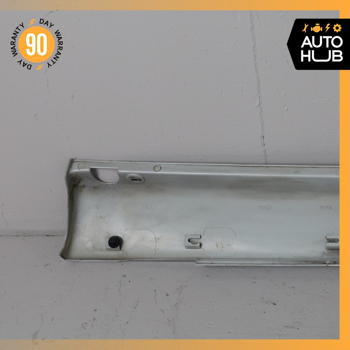 98-05 Mercedes W163 ML350 ML320 Base Rocker Panel Side Skirt Right Side OEM - photo 10
