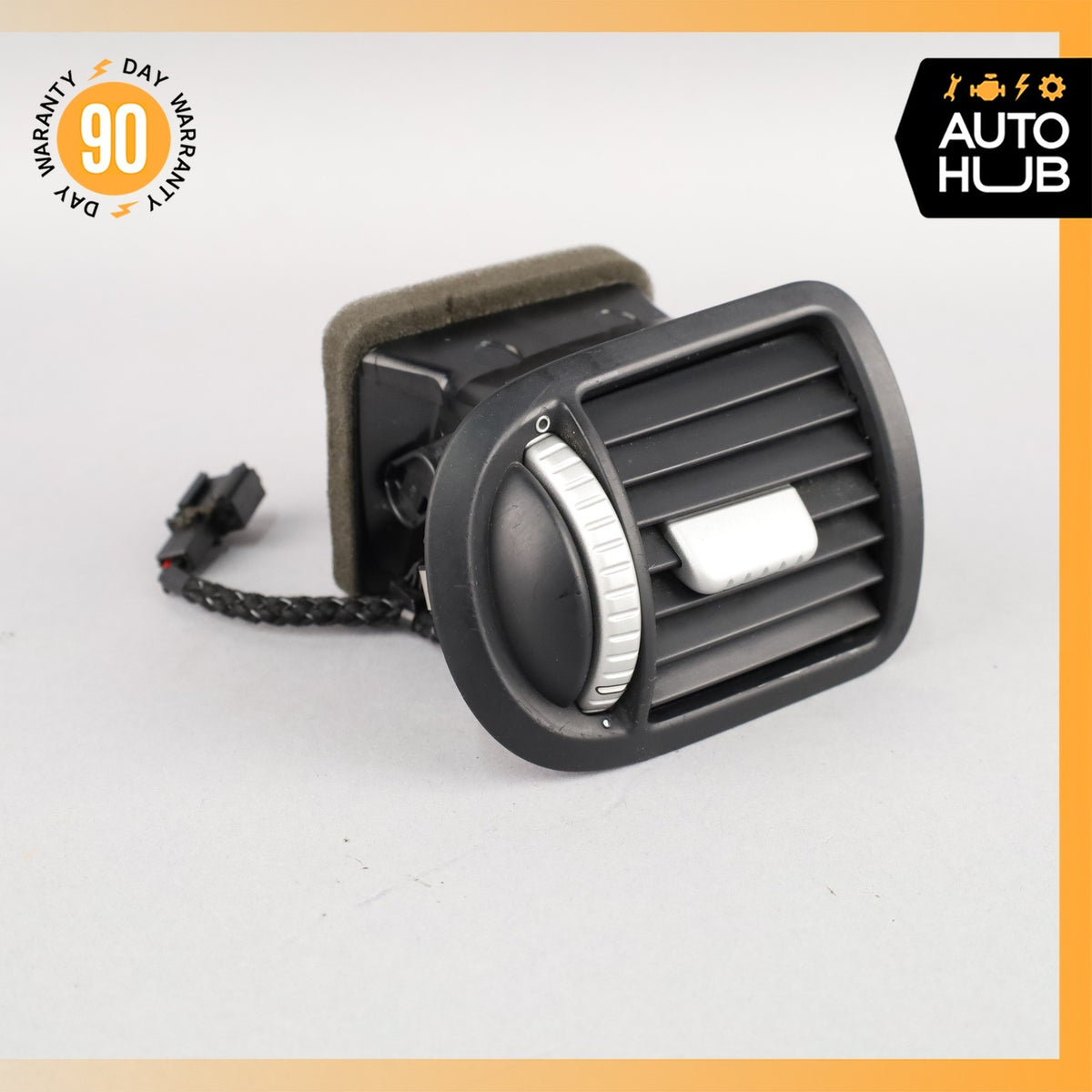 Porsche Cayenne 955 Dashboard Outer Left Side AC A/C Air Vent 7L5819703A OEM - photo 1