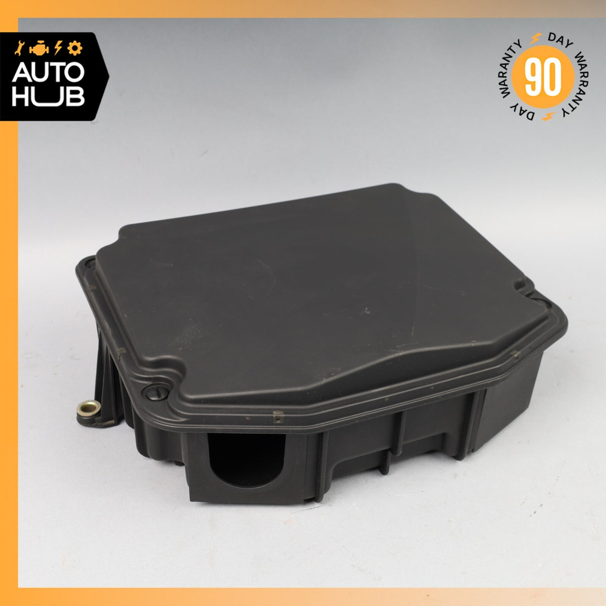 04-19 Maserati GranTurismo M145 Engine Fusebox Control Module Bay Cover OEM 76k - photo 5
