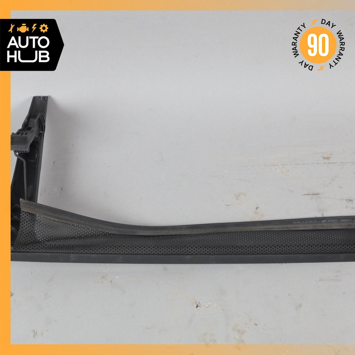 10-16 Mercedes W207 E350 C350 Coupe Sun Roof Front Wind Deflector 2077840170 OEM - photo 5