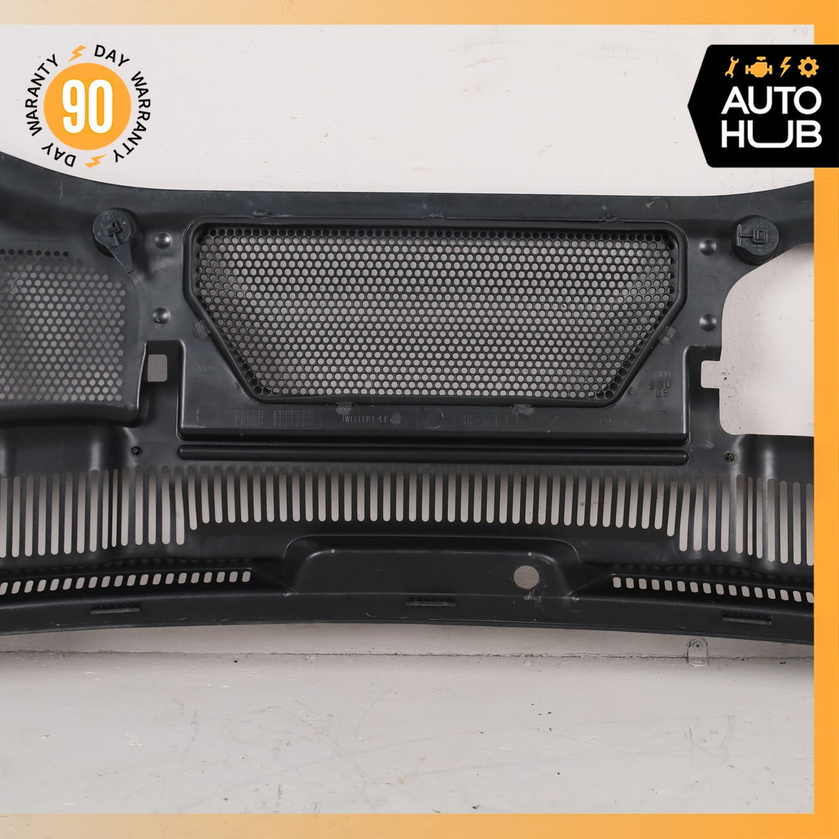 03-13 Bentley Continental GTC GT Front Windshield Cowl Panel Trim Cover OEM 43k - photo 8