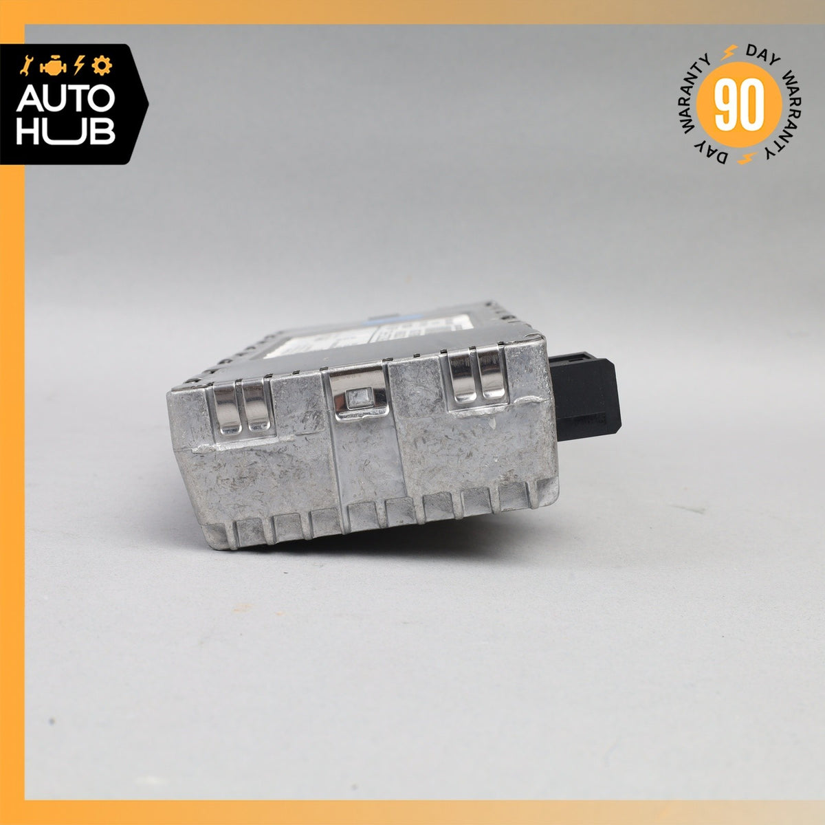 Mercedes W242 B250e  Sirius Satellite Radio Receiver 2128705689 OEM - photo 11