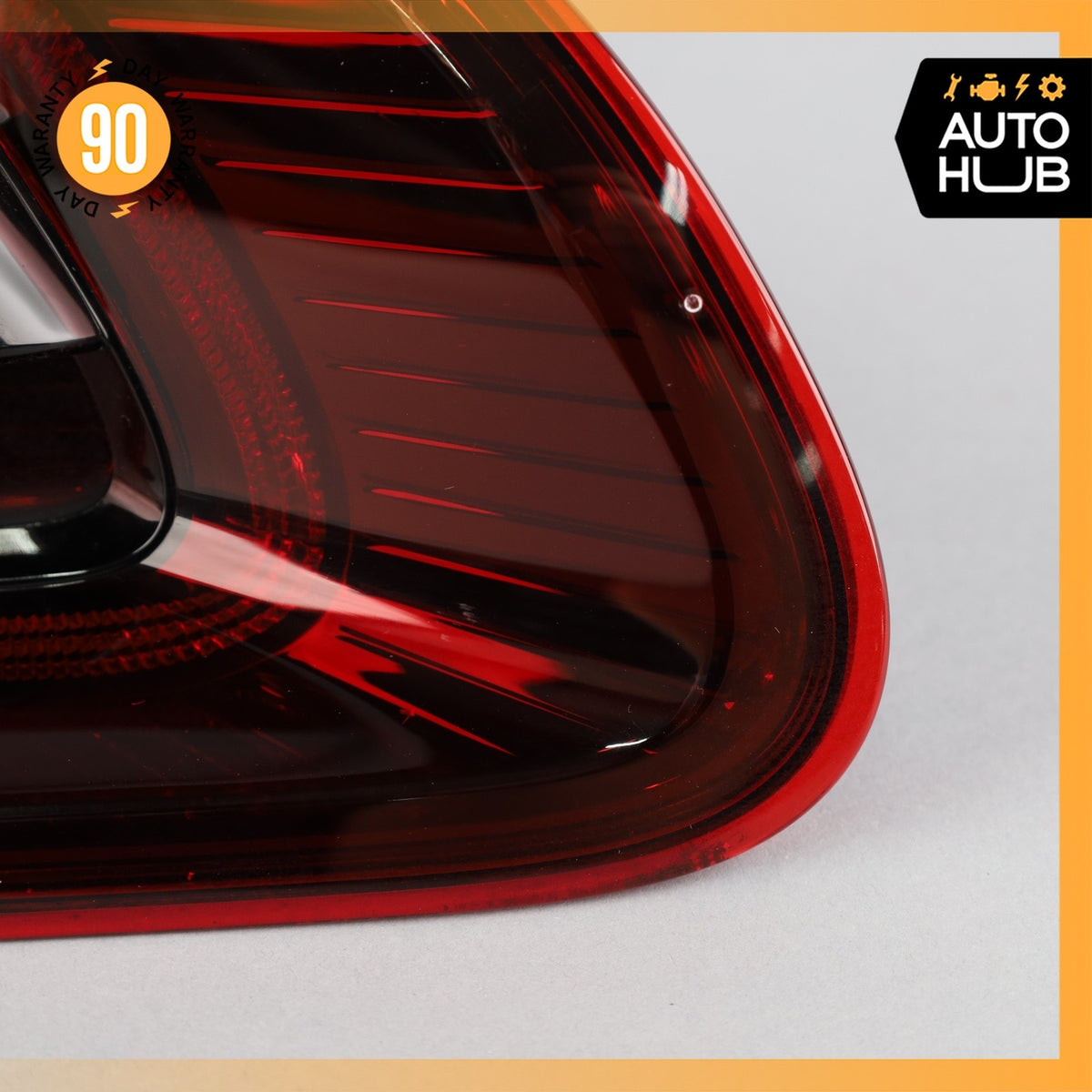 15-18 Porsche Macan 95B GTS Rear Left Side Inner Tail Light Lamp 95B945093C OEM - photo 6