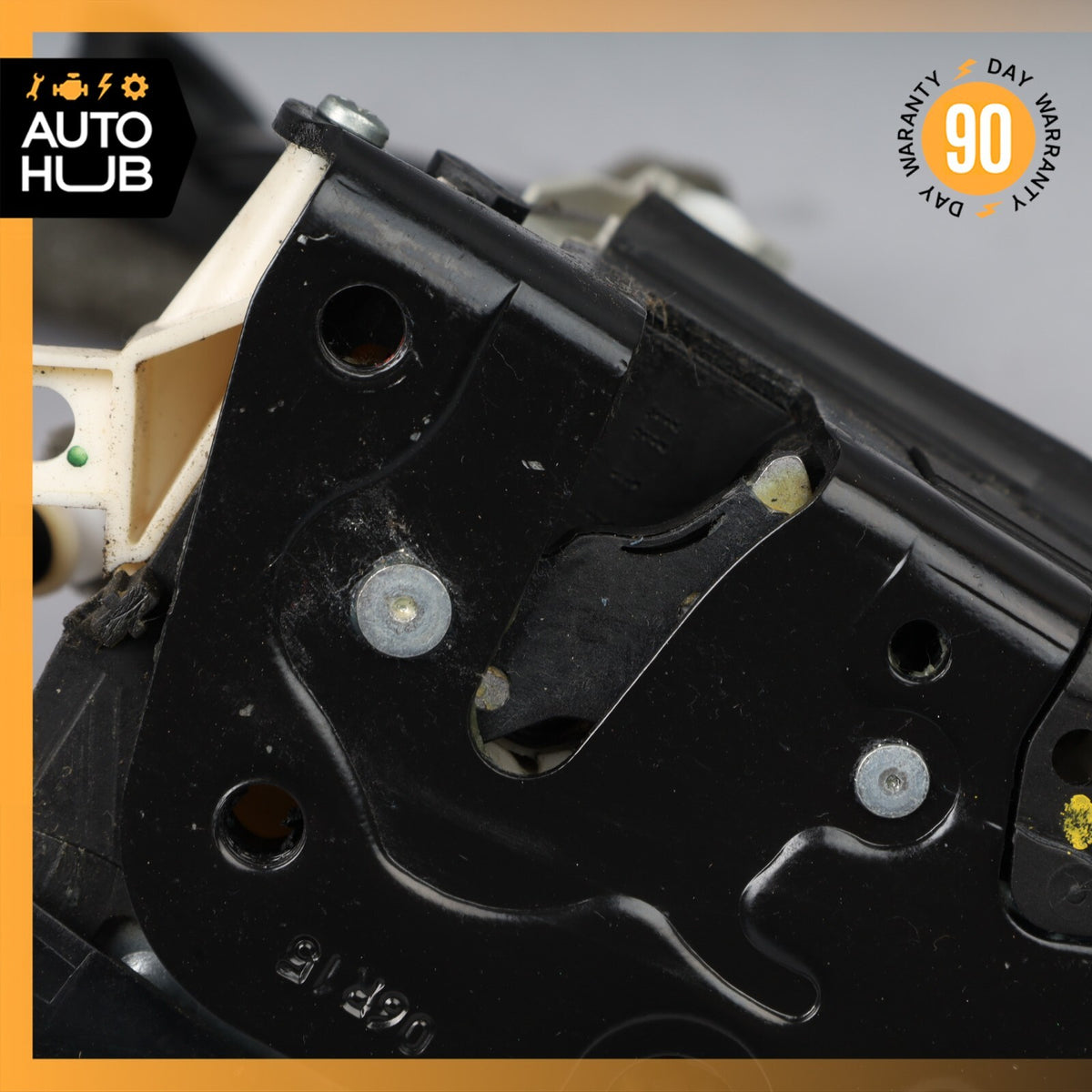 2015 Porsche Macan S 95B Front Right Passenger Side Door Lock Latch Actuator OEM - photo 11