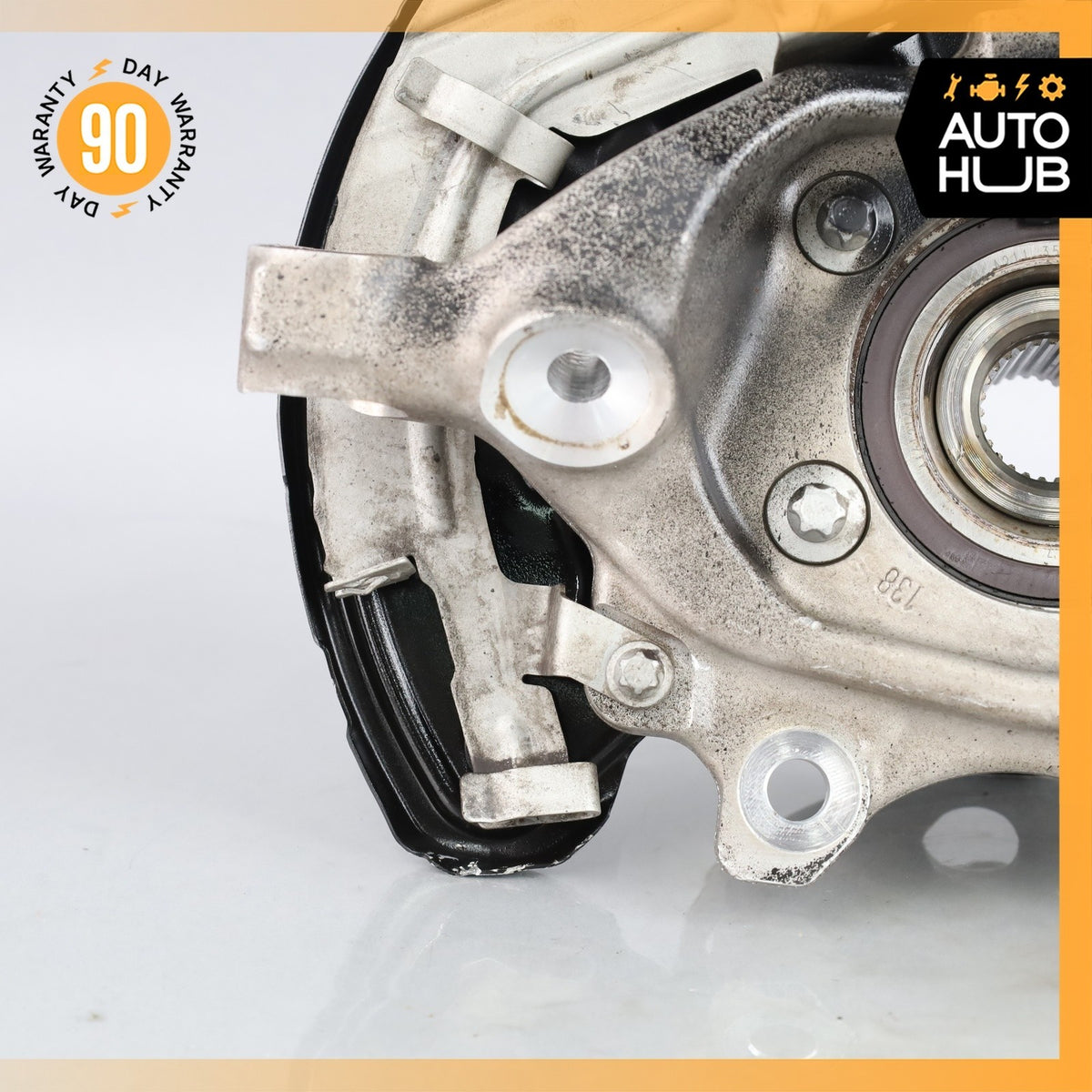 Mercedes W213 E43 AMG Rear Left Side Spindle Knuckle Hub OEM - photo 15