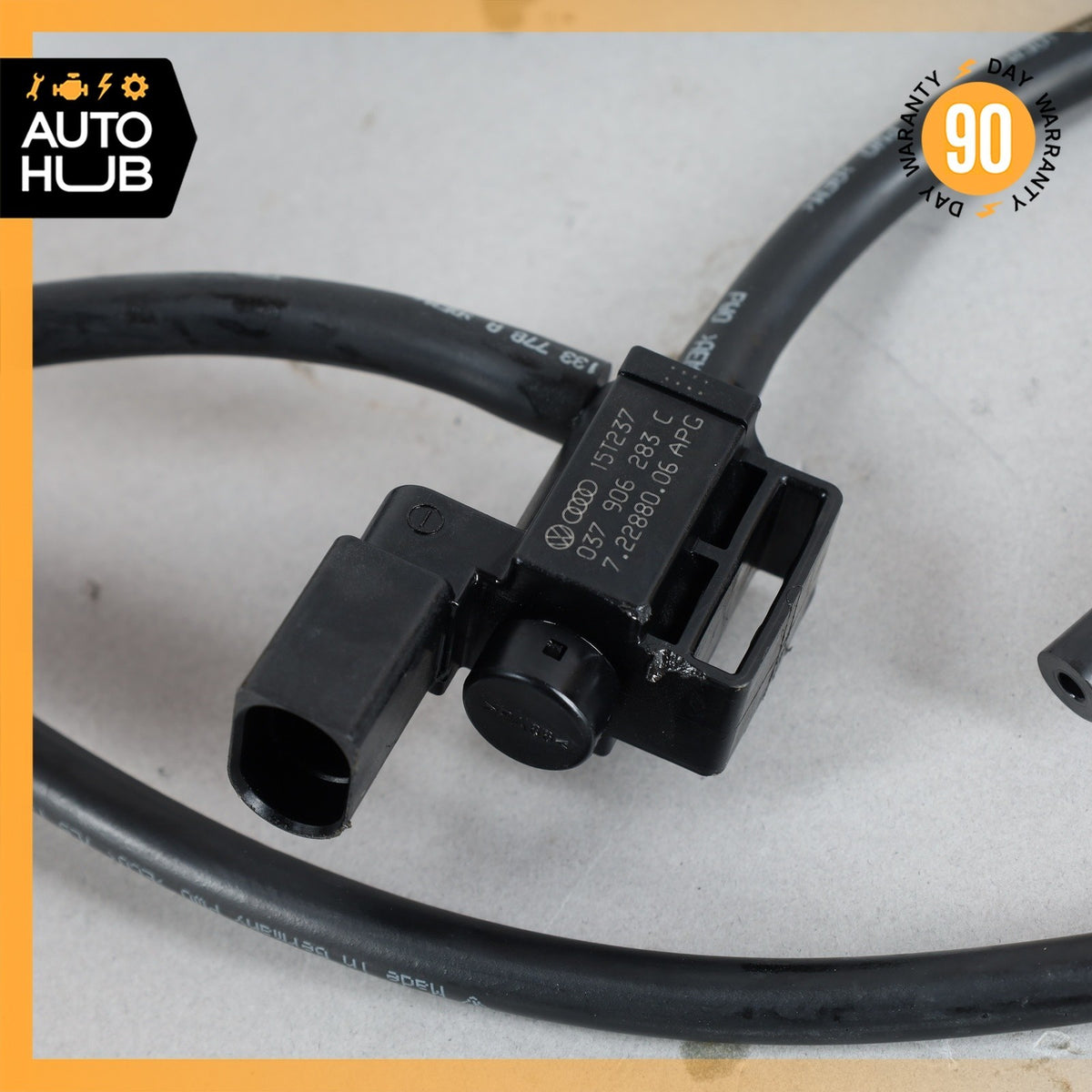 Porsche Cayenne 958 Air Smog Pump Change Over Purge Valve w/ Hose 037906283C OEM - photo 9