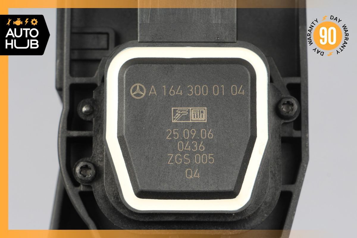 07-11 Mercedes W164 ML63 R63 AMG Gas Parking Brake Pedal Accelerator Set OEM - photo 11