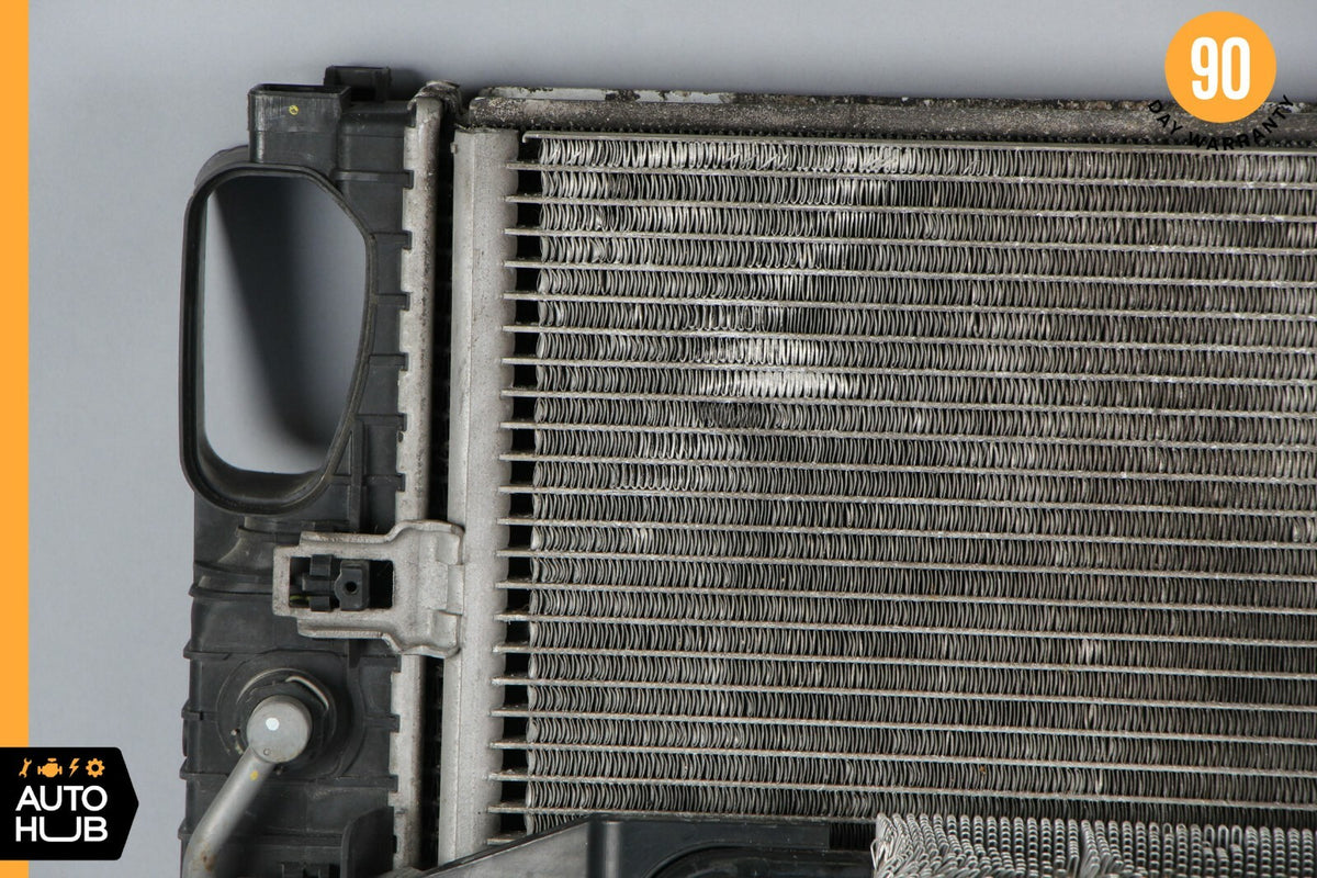 03-06 Mercedes W211 E500 CLS500 Cooling Radiator AC A/C Condenser Oil Cooler OEM - photo 2