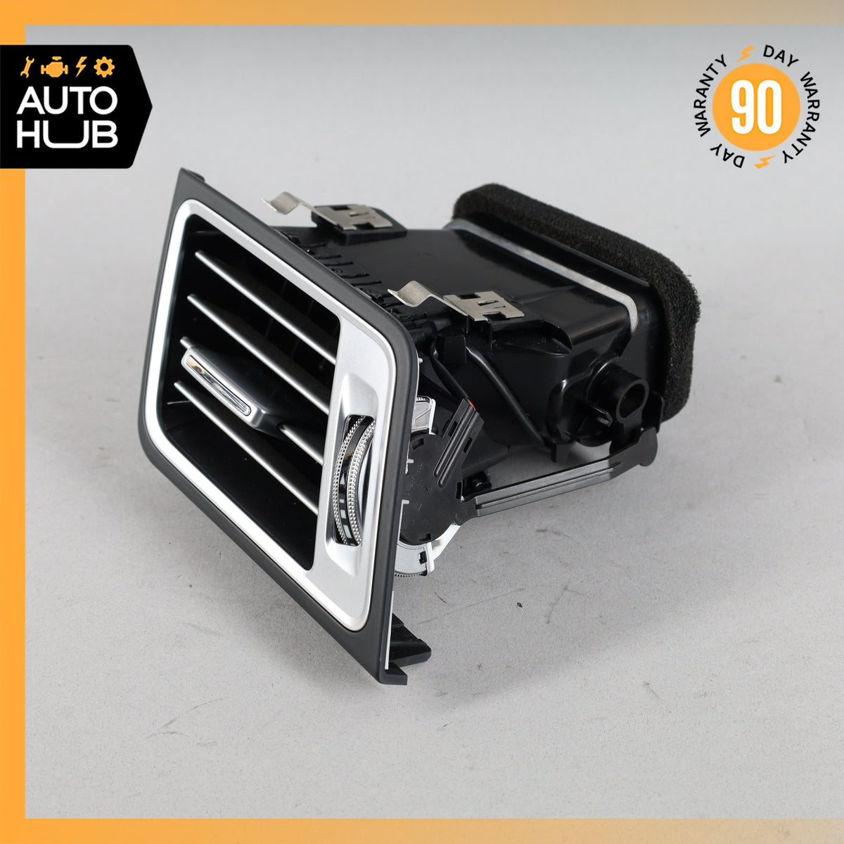 14-17 Mercedes W207 E350 E550  Left Driver Side Dashboard AC A/C Air Vent OEM - photo 3