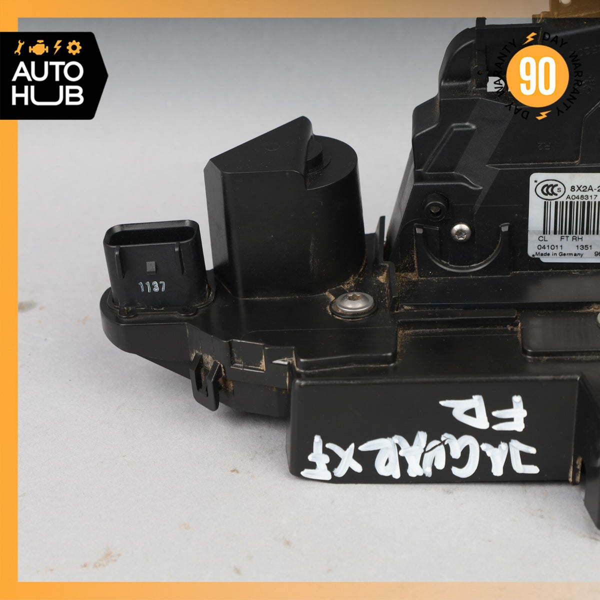 2012 Jaguar X250 XF Front Right Side Door Lock Latch 8X23203A28BE OEM - photo 4