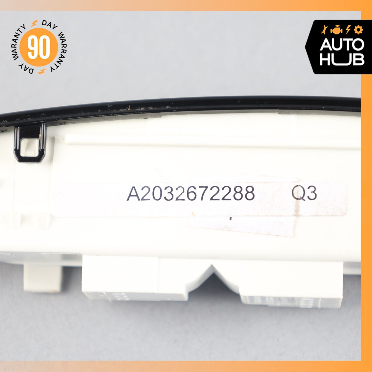 05-09 Mercedes W209 CLK550 CLK350 Shifter Gear Select Indicator 2032672288 OEM - photo 10