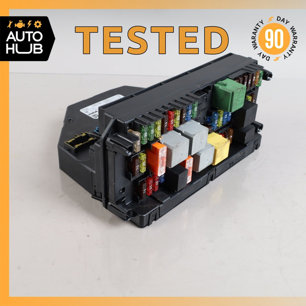 10-20 Mercedes X204 GLK250 SLK350 C250 Front SAM Module Relay Fuse Box OEM - photo 1