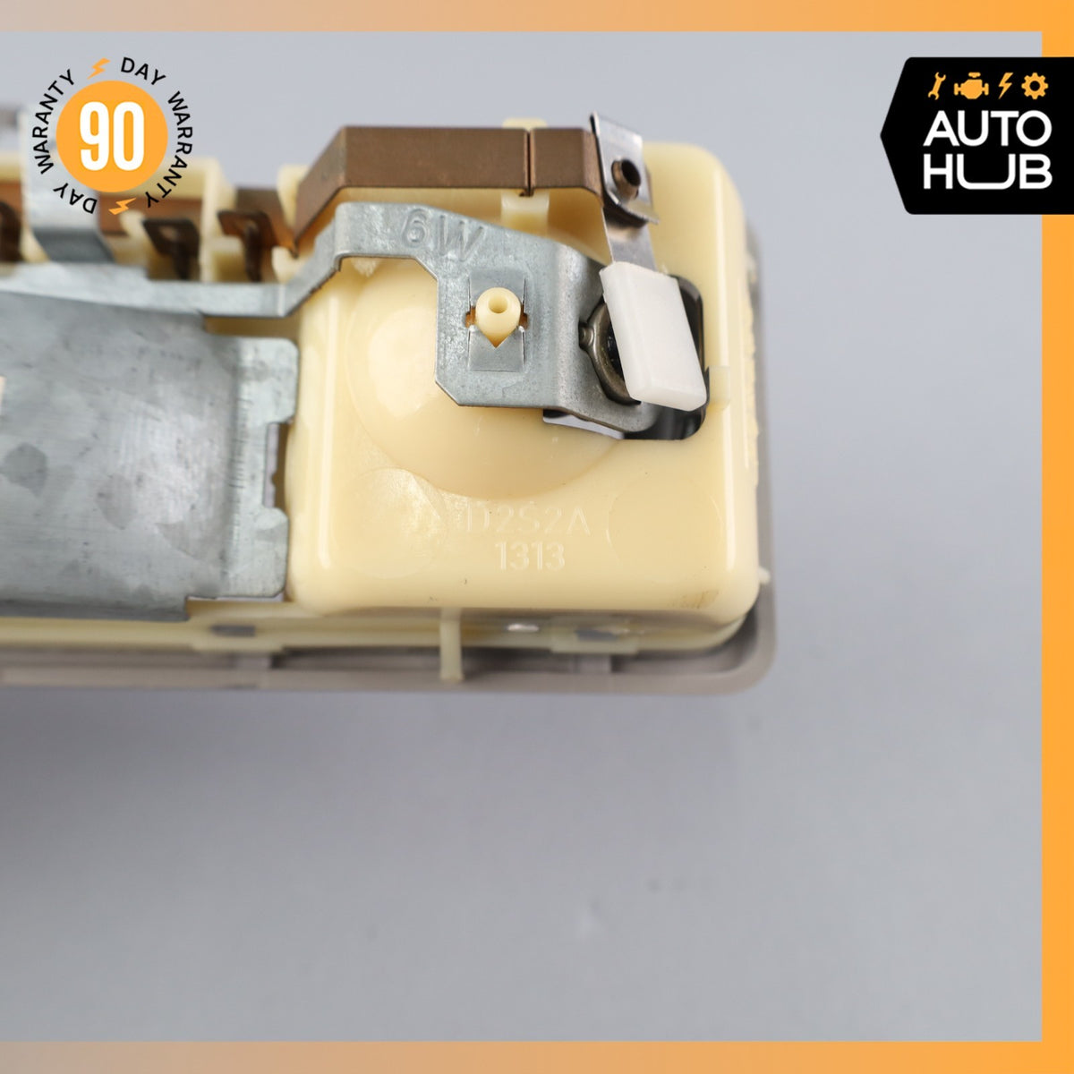 Aston Martin DB7 Vantage Overhead Dome Light Lamp 8384159 OEM 35k - photo 10
