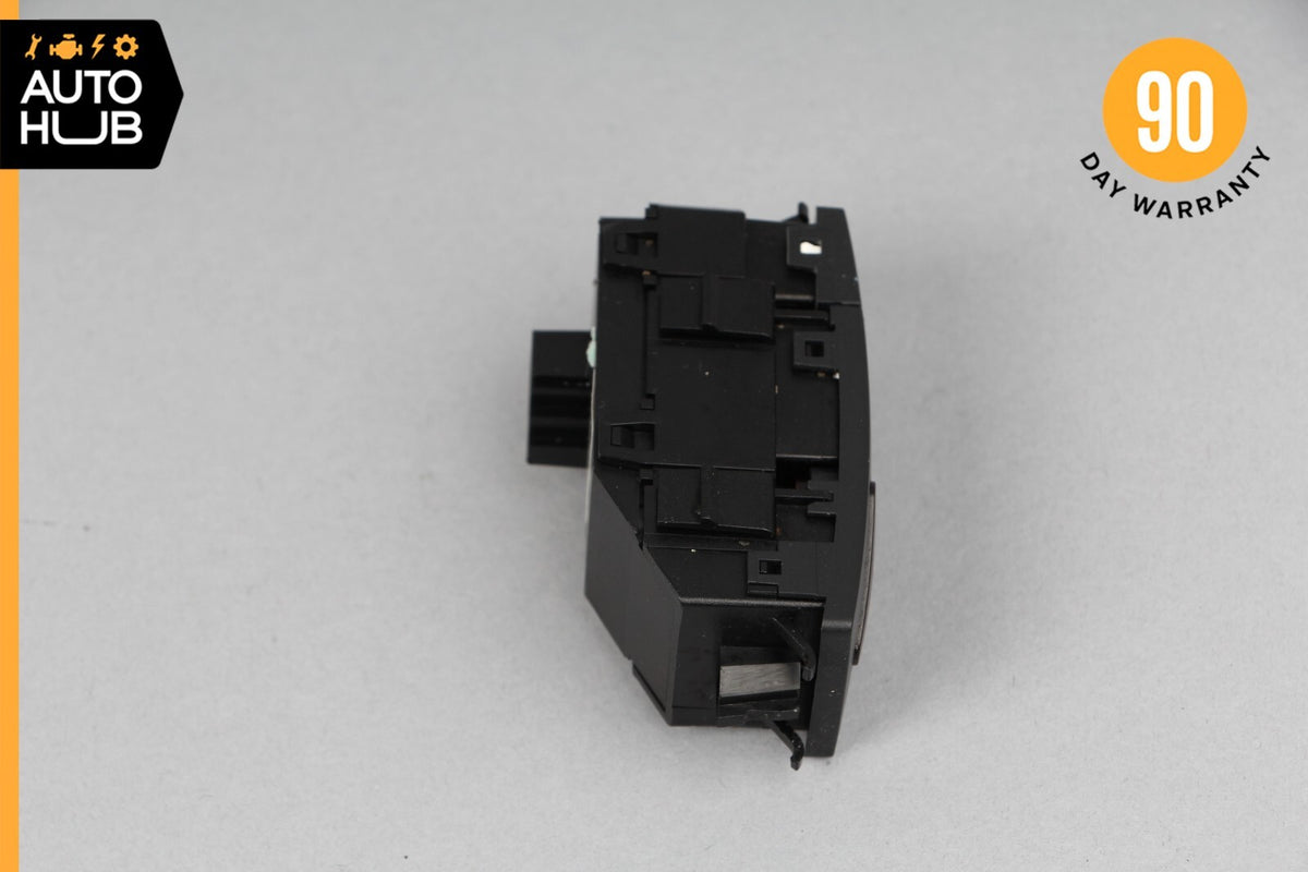 10-13 Mercedes W207 E550 Coupe Hazard Warning Light Switch Button 2079053700 OEM - photo 9