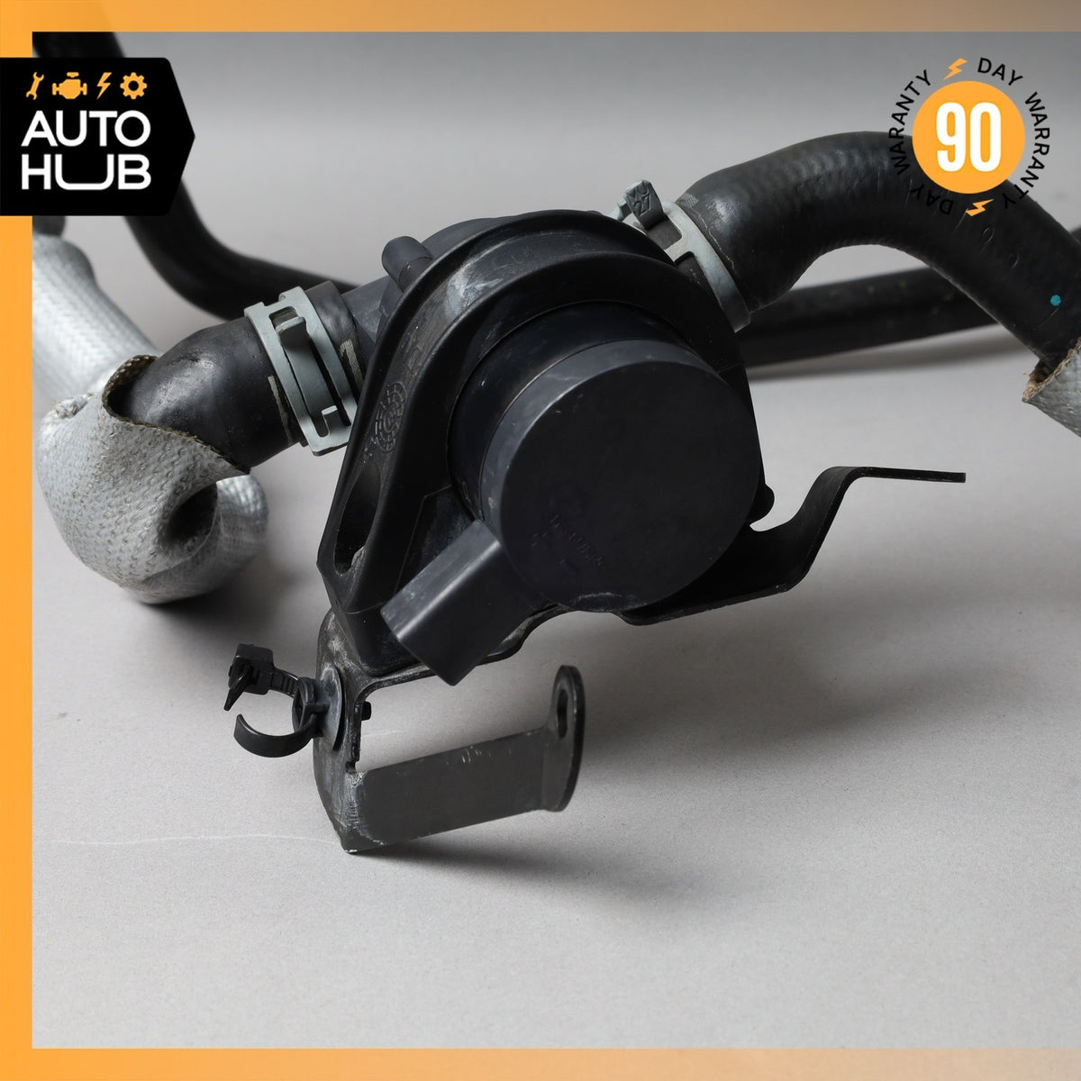 03-18 Bentley Continental GTC GT Turbocharger Coolant Pump w/ Breather Hose OEM - photo 2
