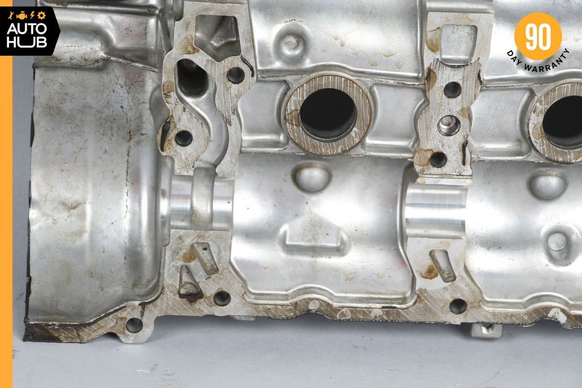 07-12 Mercedes W221 S550 CL550 Right Side Engine Cylinder Head Valve Cover OEM - photo 9