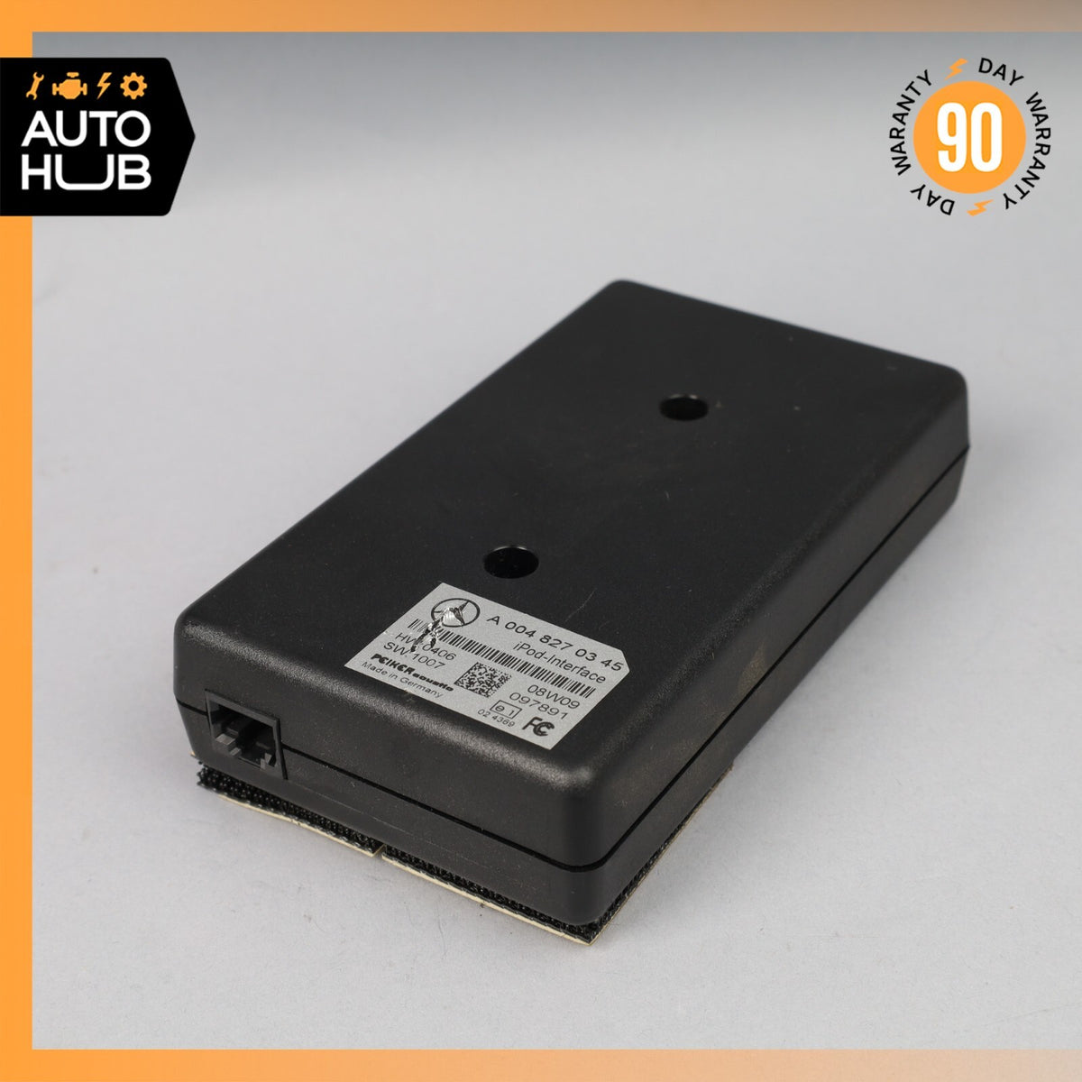 08-11 Mercedes W204 C300 C250 iPod iPhone Interface Multimedia Audio Control OEM - photo 1