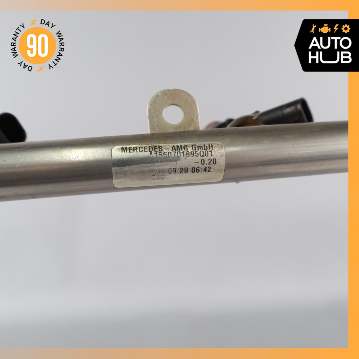 07-15 Mercedes W164 ML63 E63 C63 AMG Engine Fuel Injector Rail w/ Injectors OEM - photo 10