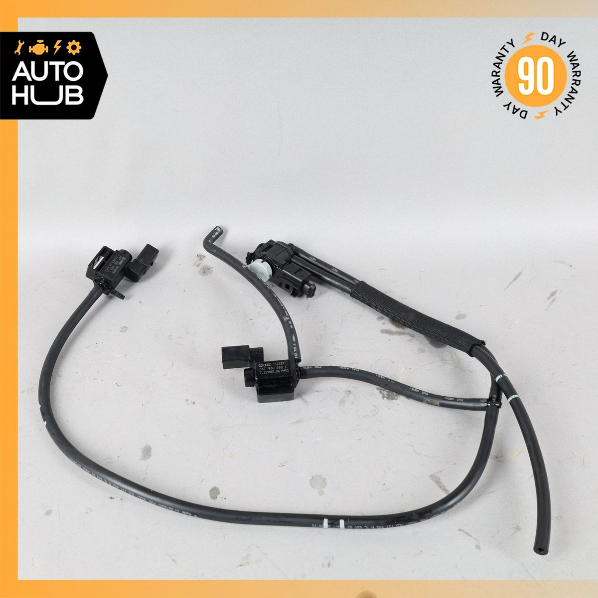 Porsche Cayenne 958 Air Smog Pump Change Over Purge Valve w/ Hose 037906283C OEM - photo 1