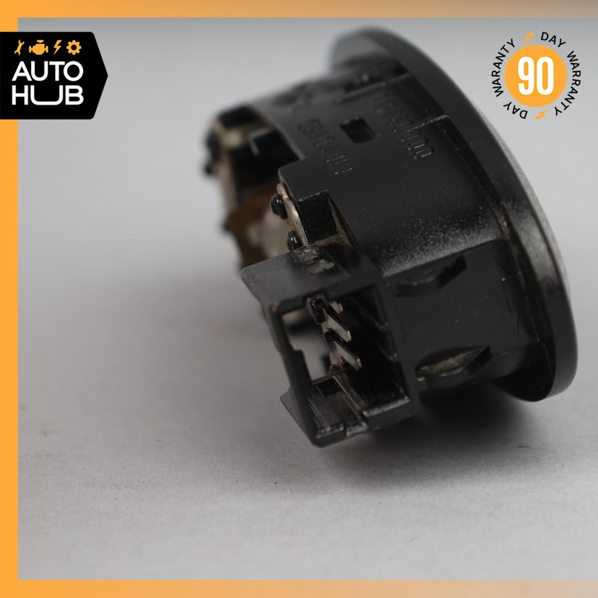 08-19 Maserati GranTurismo M145 Dome Light Lamp Rear Left or Right Side OEM - photo 7