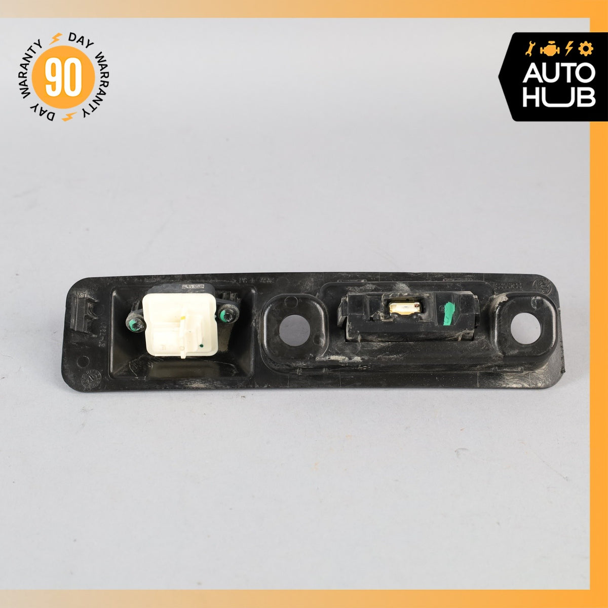 Alfa Romeo 949 Stelvio Rear Trunk Tailgate Release Open Handle w/Camera OEM - photo 7