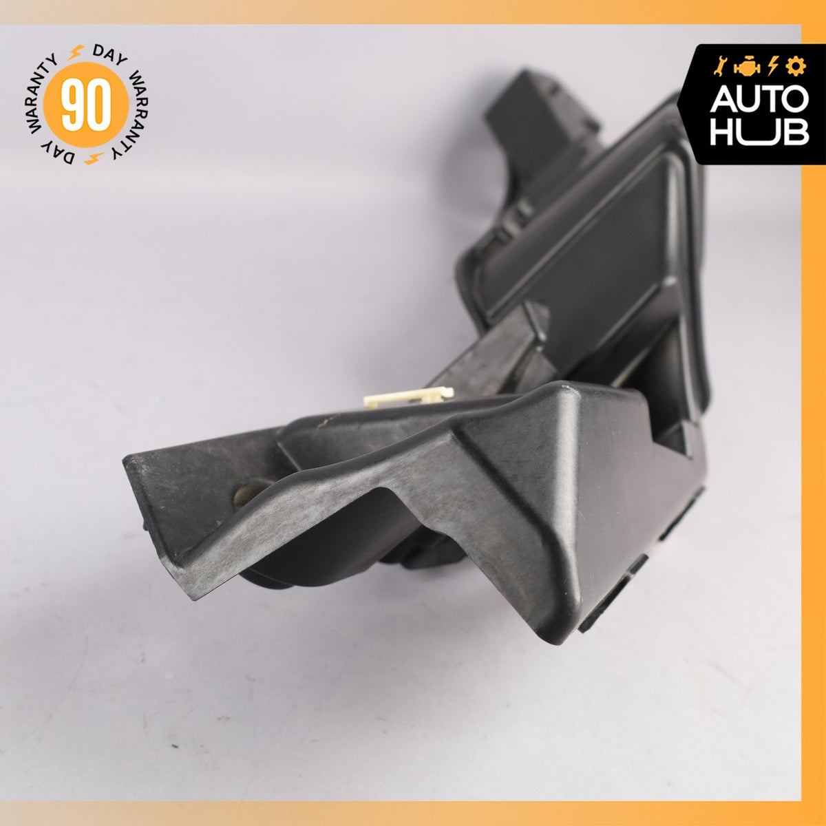 14-21 BMW i3 I01 Front Left Side Fender Mount Bracket OEM - photo 12