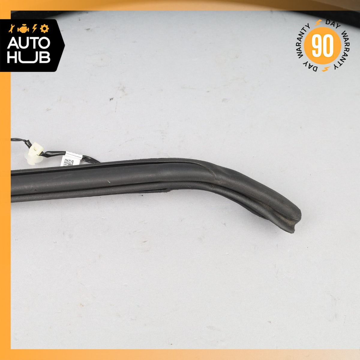 2012 Aston Martin Rapide Rear Left Side Door Upper Seal Rubber OEM 11k - photo 3