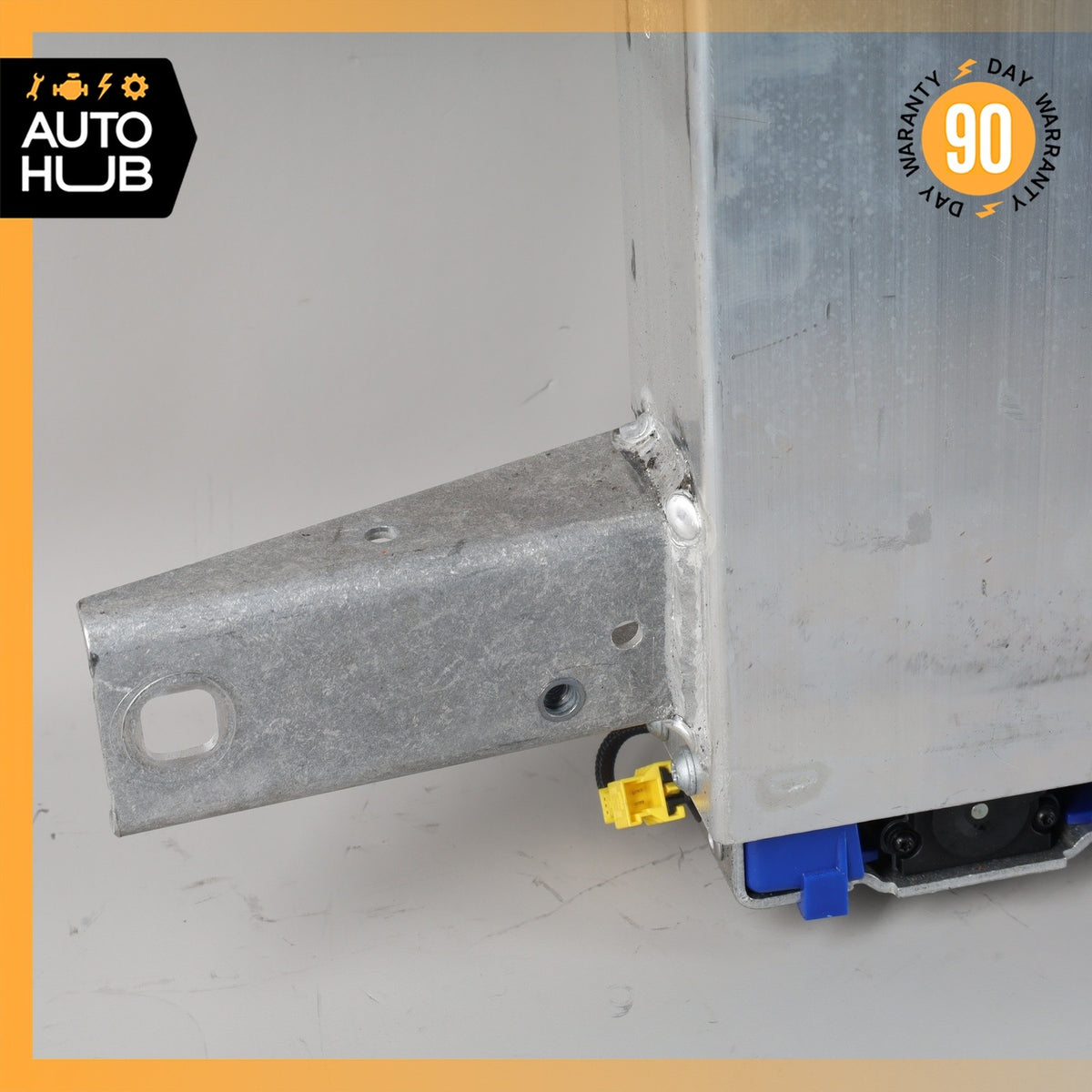 Mercedes R231 SL550 SL400 Convertible Top Right Roll Bar Support Pop Up OEM - photo 6