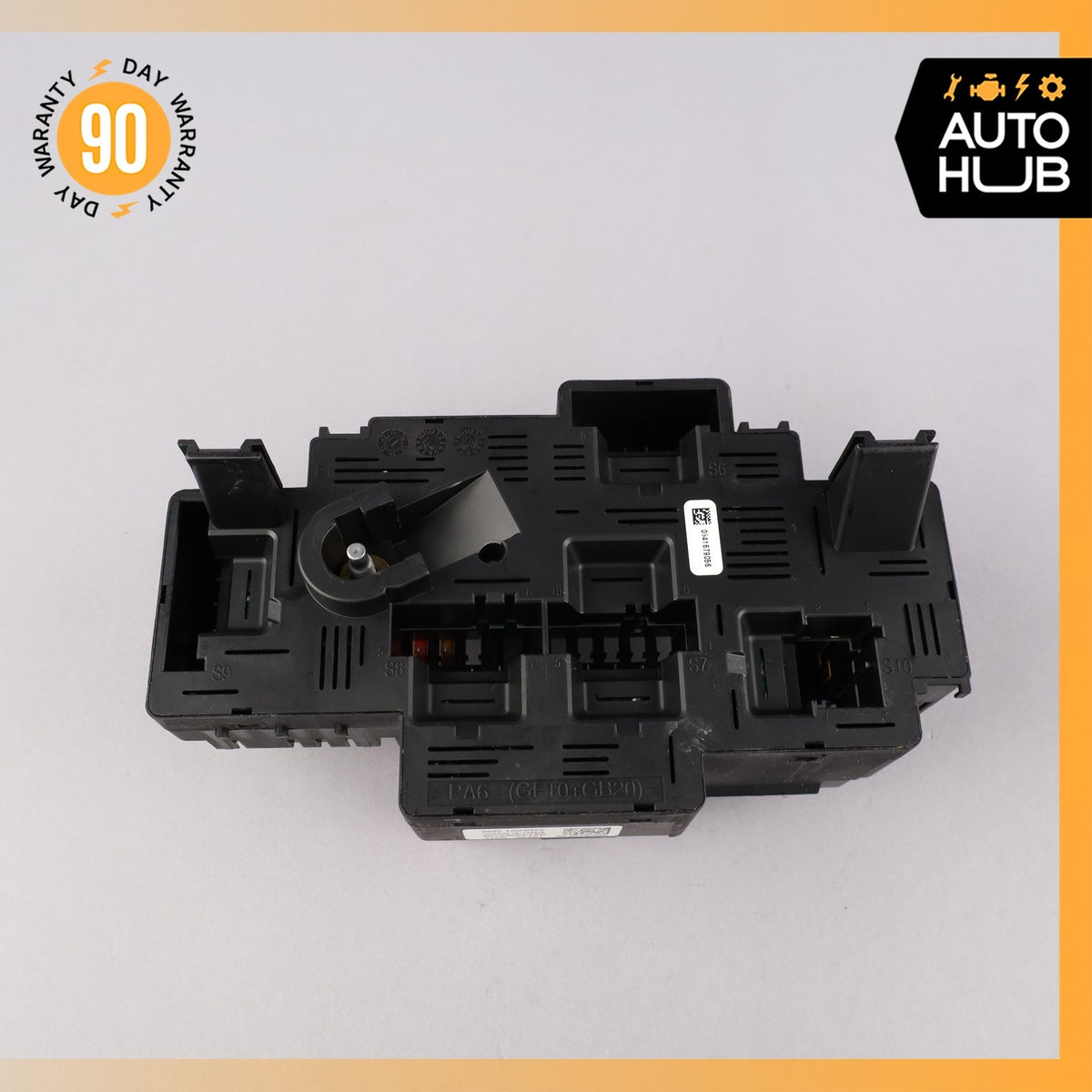17-20 Mercedes W213 E350 E300 E63 AMG Front Engine Fuse Box Relay OEM 58k - photo 8